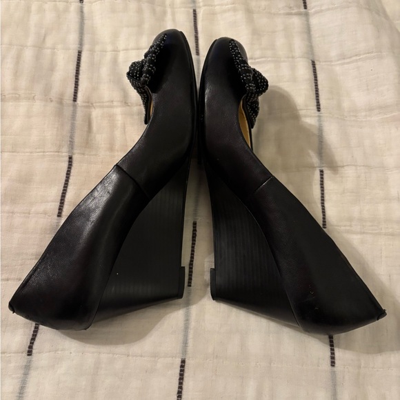 Jessica Simpson adorable black closed wedge with bows 8.5 great condition - Picture 4 of 6